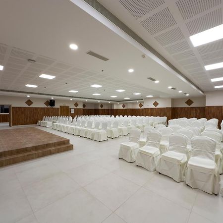 The Habitat Suites غوروفايور المظهر الخارجي الصورة