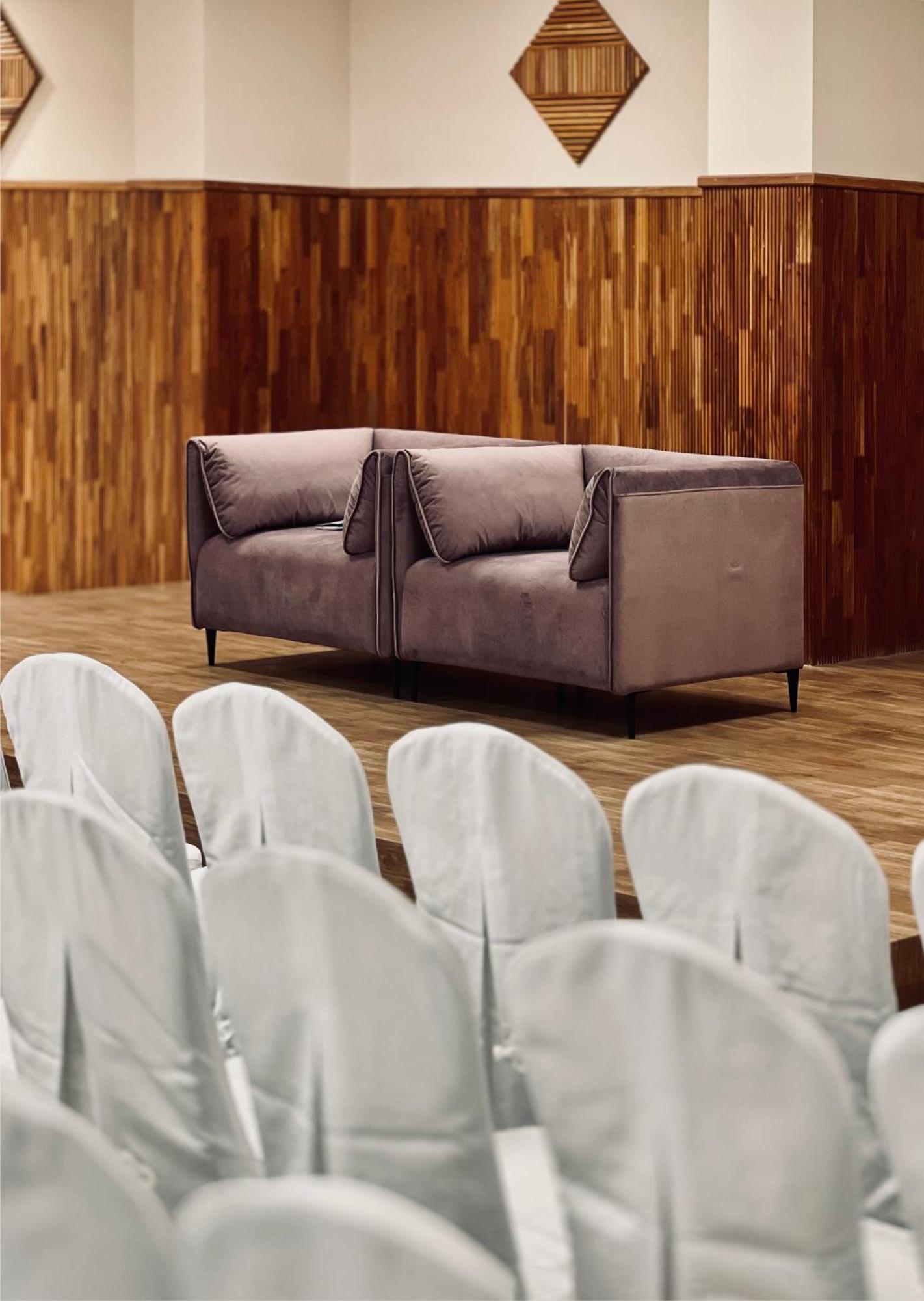 The Habitat Suites غوروفايور المظهر الخارجي الصورة