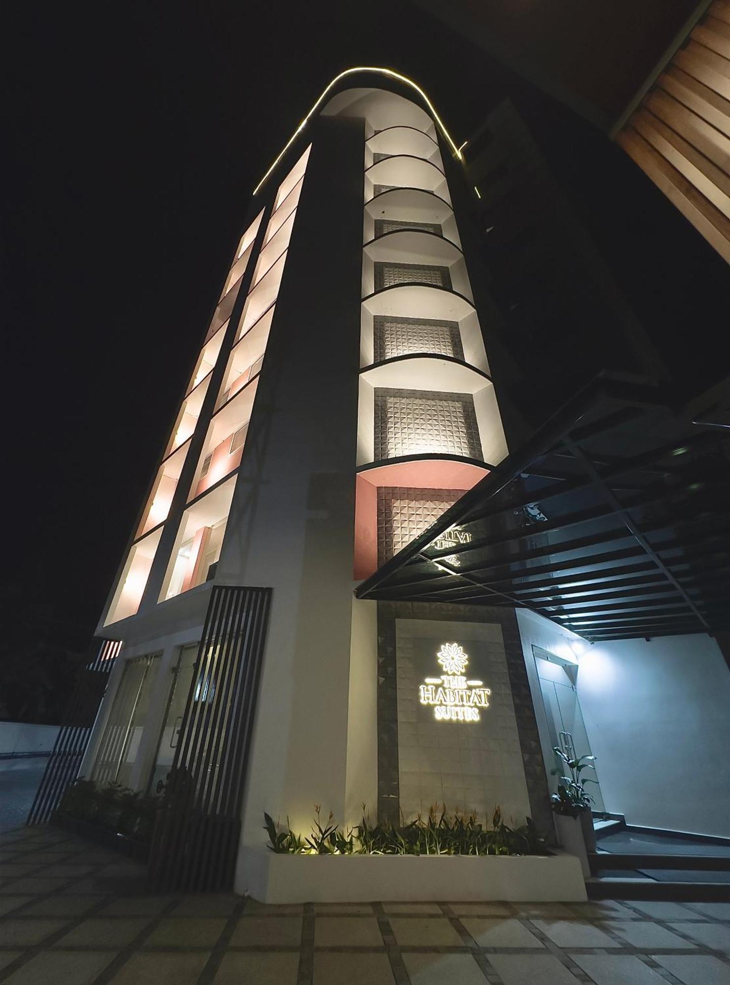 The Habitat Suites غوروفايور المظهر الخارجي الصورة