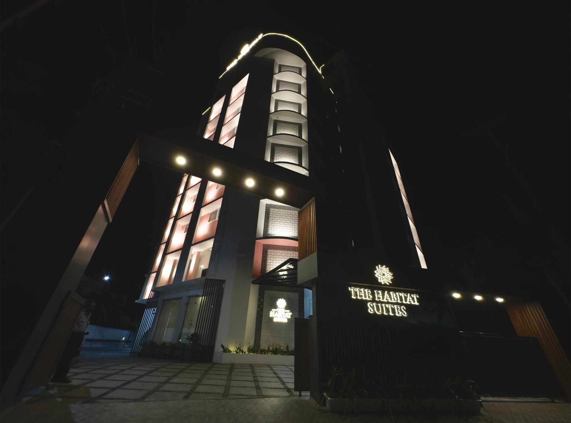 The Habitat Suites غوروفايور المظهر الخارجي الصورة