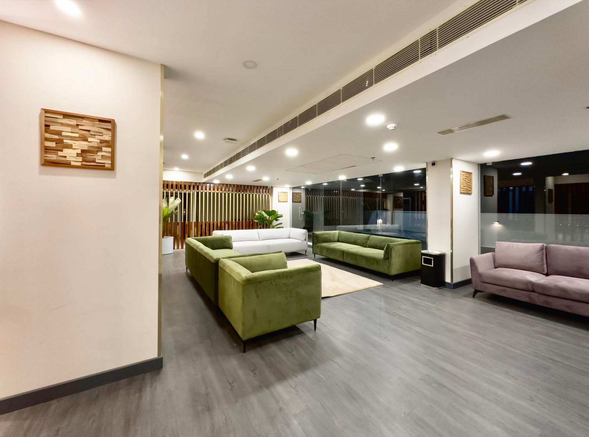 The Habitat Suites غوروفايور المظهر الخارجي الصورة