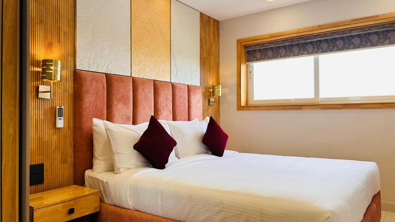 The Habitat Suites غوروفايور المظهر الخارجي الصورة